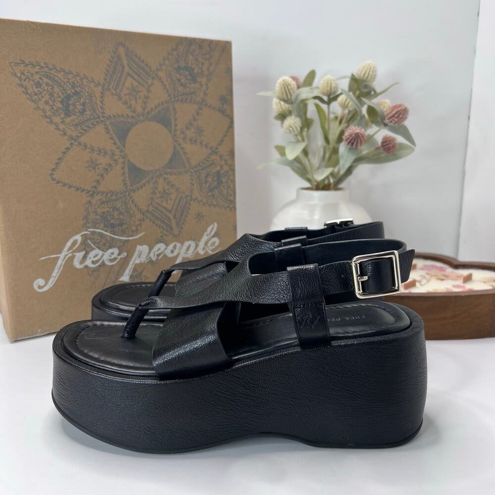 Free People Holt Flatform Chunky Sandal Black OB2136391 Women 38.5/8
